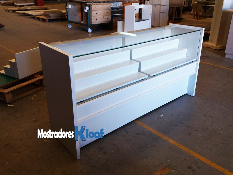 Mostrador para estanco con bandeja extraíble